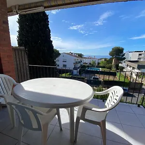 https://espectacular-apartamento-en-calella-de-palafrugell-2.topcostabravahotels.com